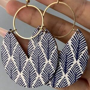 Beautiful earrings new
